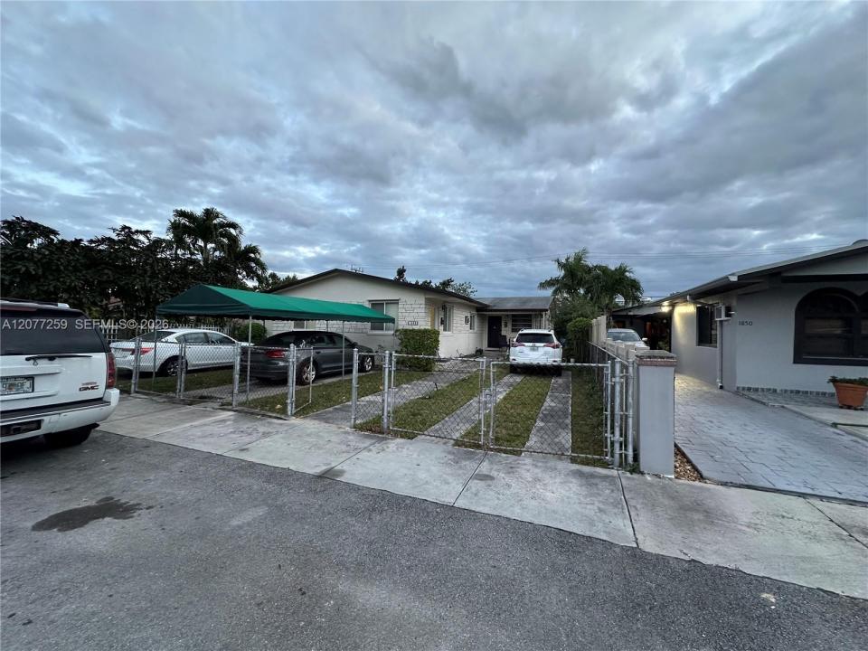 1838 NW 18th St, Miami, Flórida 33125, Estados Unidos