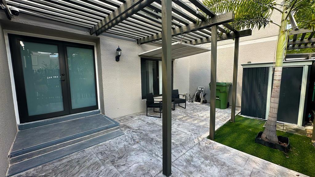 11205 NW 15TH Street 11205, Pembroke Pines, Floride 33026, États-Unis