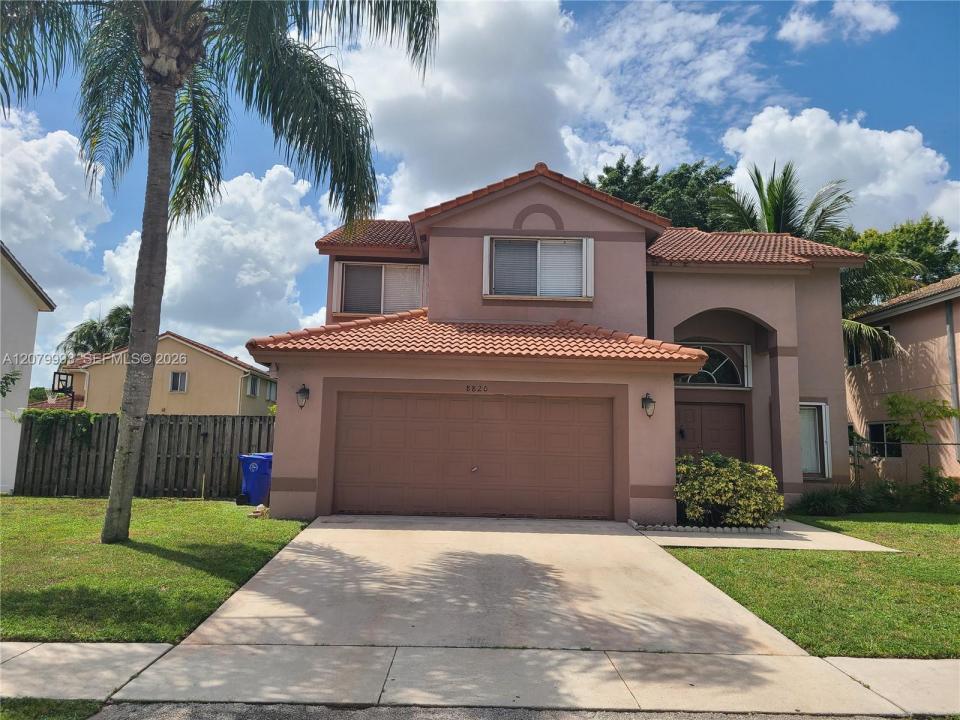 8820 SW 13th St, Pembroke Pines, Floride 33025, États-Unis