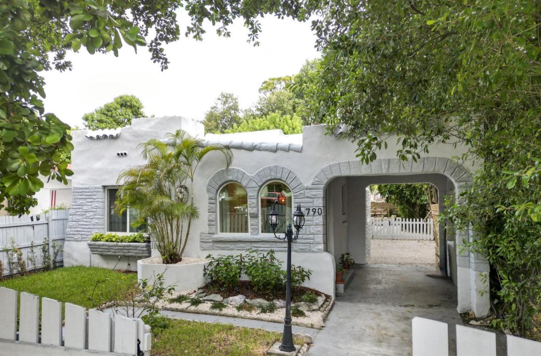 790 NW 51st Street, Miami, Floride 33127, États-Unis