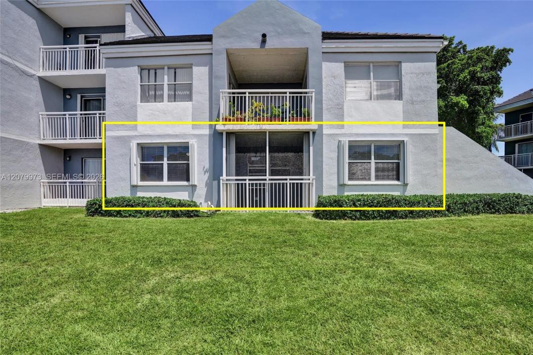 8660 SW 212th St 111, Cutler Bay, Floride 33189, États-Unis