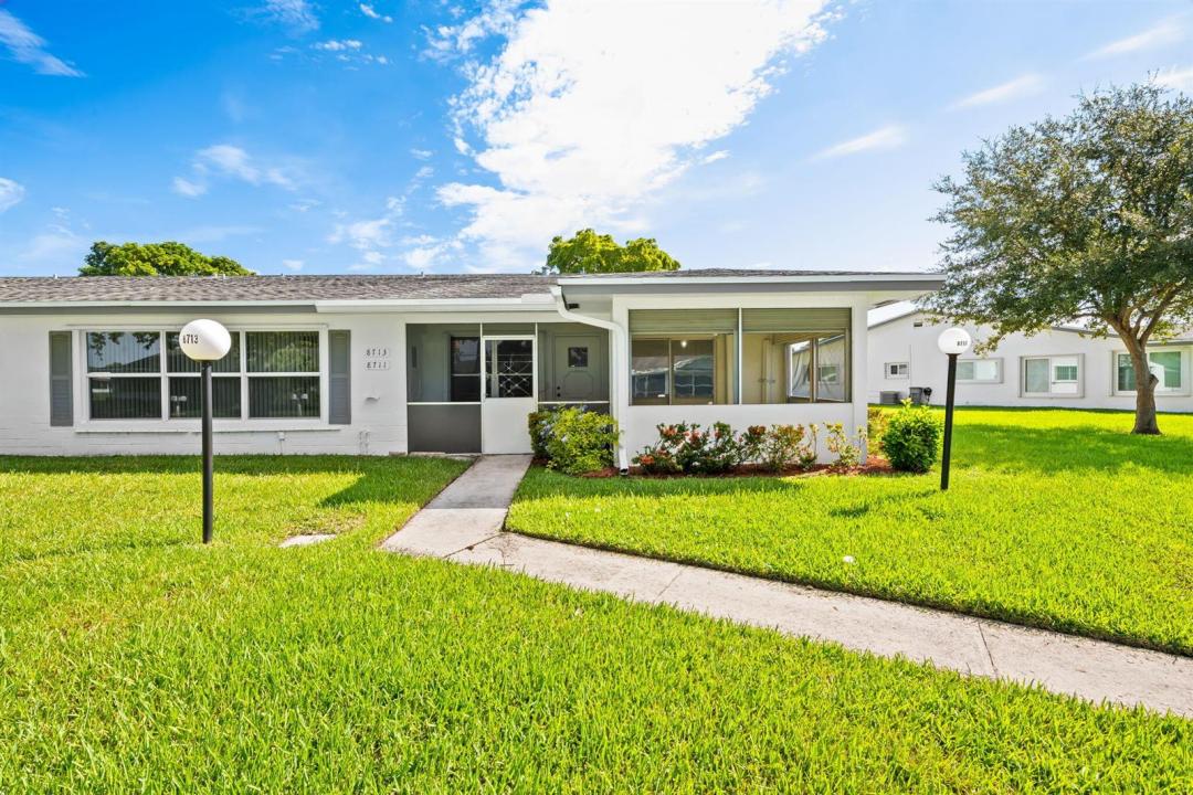 8711 NW 10TH Street D101, Plantation, Florida 33322, Stati Uniti