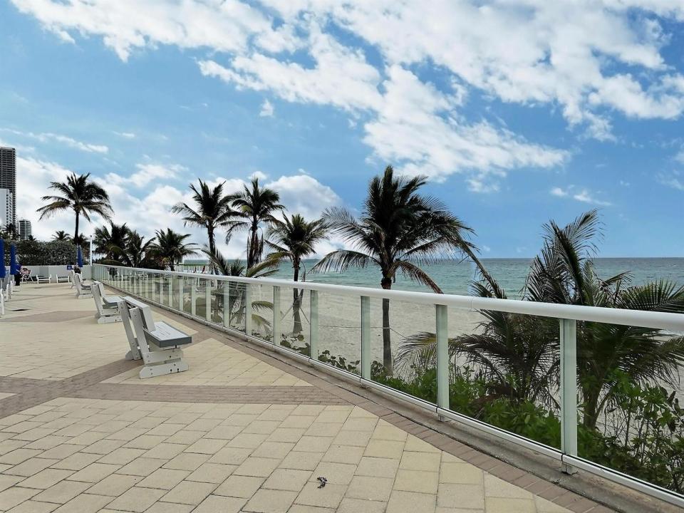 2030 S Ocean Drive 1626, Hallandale Beach, Florida 33009, USA