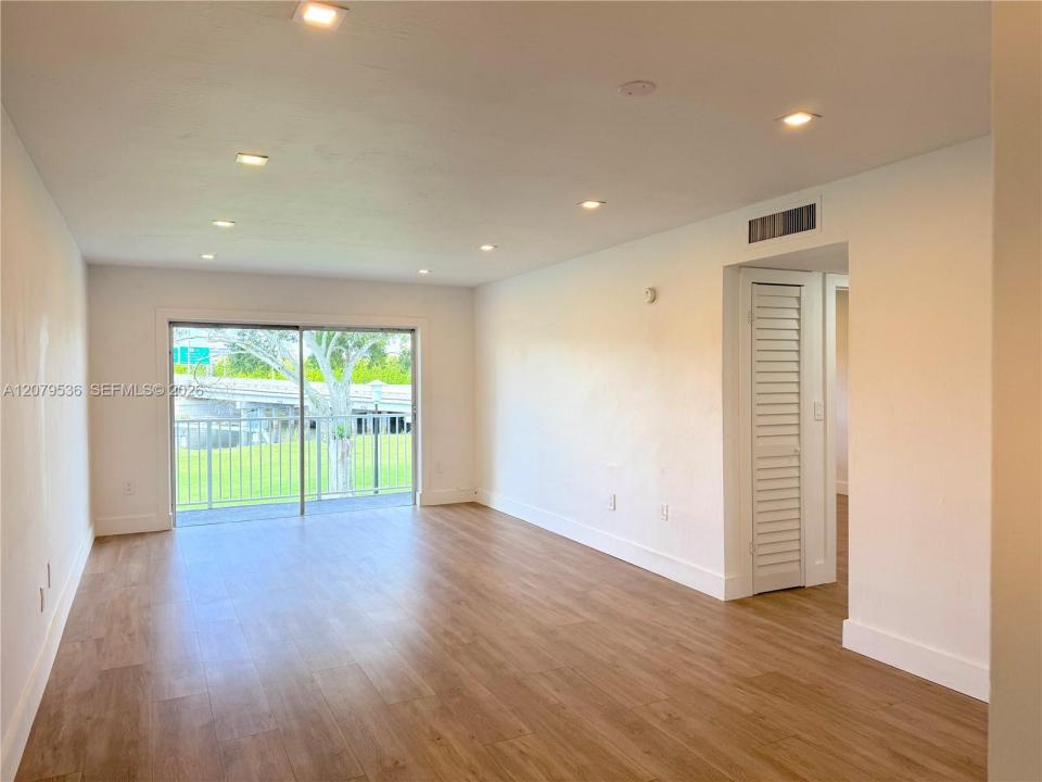 7660 SW 82nd St H208, Miami, Floride 33143, États-Unis
