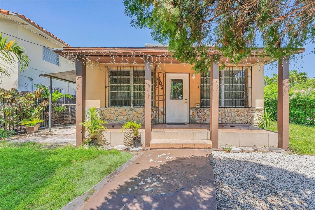 503 NW 43rd Pl, Miami, Florida 33126, Stati Uniti