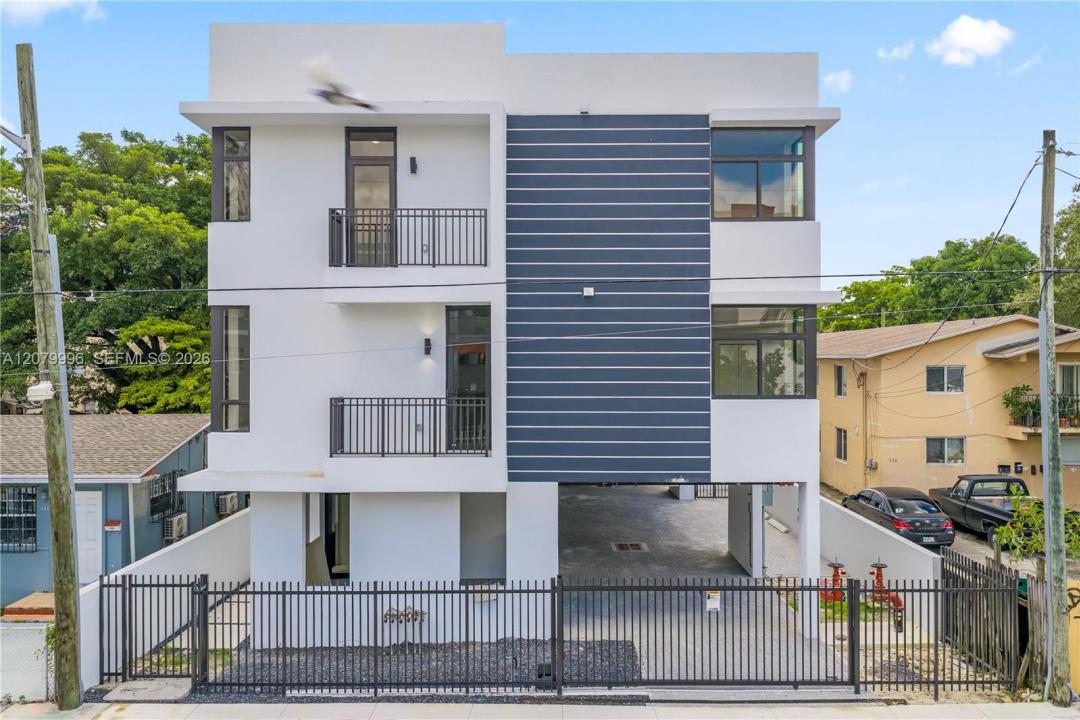526 SW 2nd St 1, Miami, Florida 33130, Stati Uniti