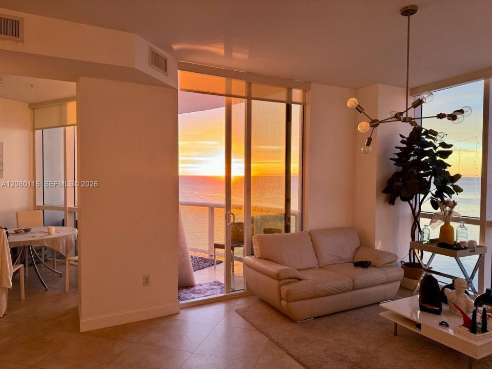 18201 Collins Ave 3609A, Sunny Isles Beach, Floride 33160, États-Unis