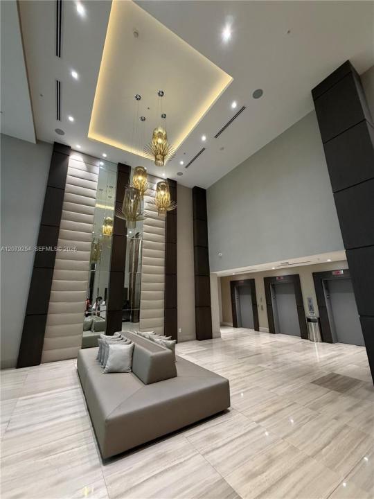 1010 SW 2nd Ave 1601, Miami, Florida 33130, USA