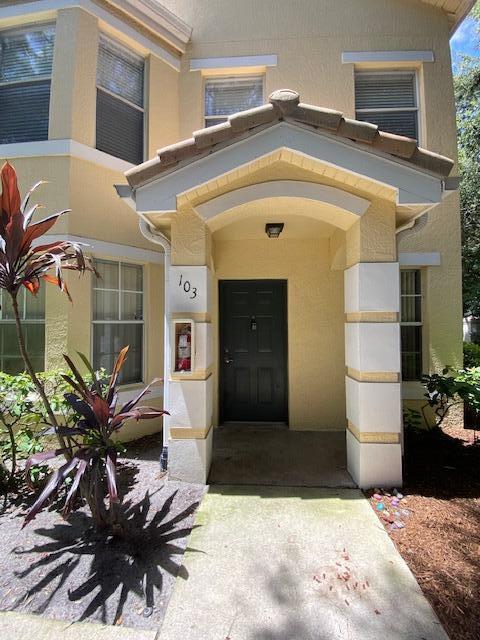 110 SW PEACOCK Boulevard 6-103, Port St. Lucie, Floride 34986, États-Unis