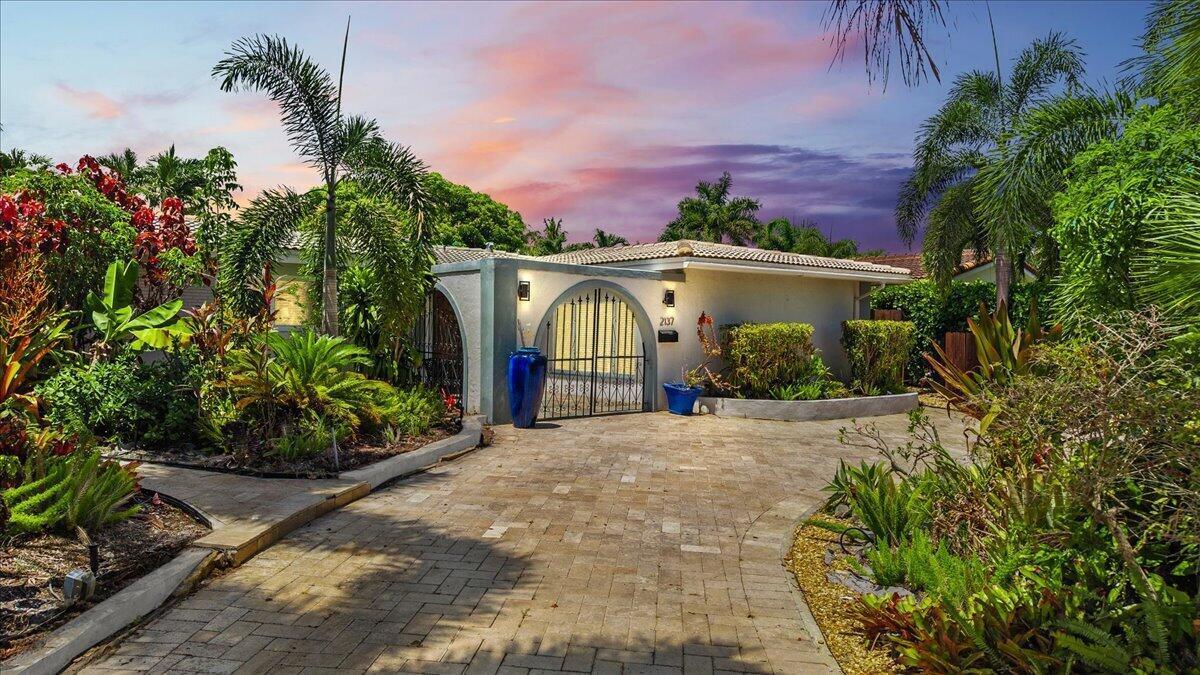 2137 NE 17TH Avenue, Wilton Manors, Floride 33305, États-Unis