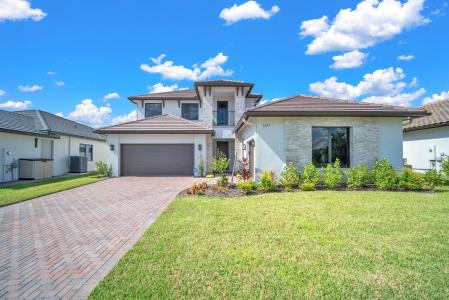 5291 NEVOLA Avenue, Ave Maria, Floride 34142, États-Unis