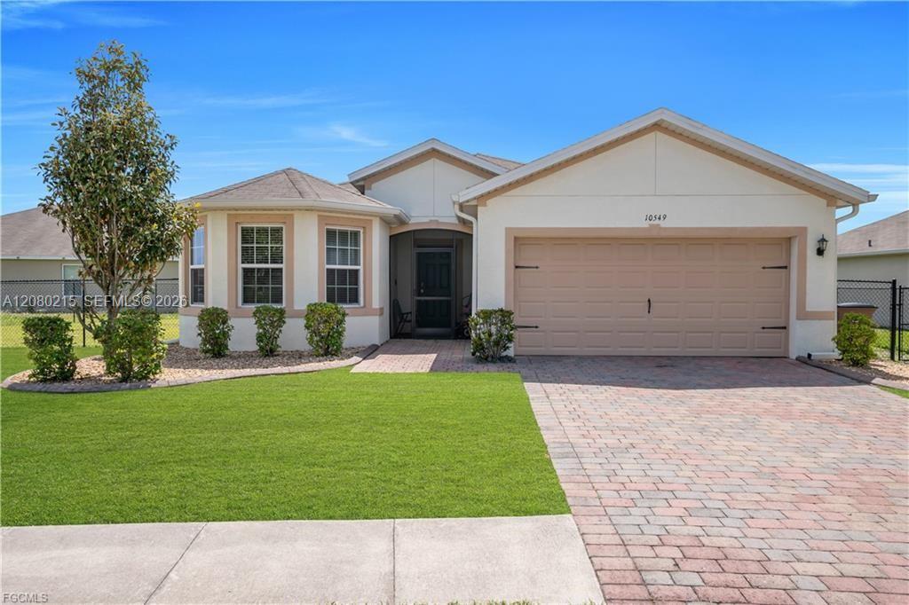 10549 Canal Brook LN, Lehigh Acres, Florida 33936, Stati Uniti