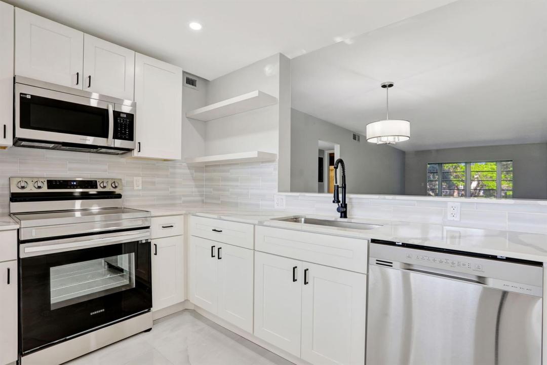 2202 LUCAYA Bend G2, Coconut Creek, Florida 33066, Stati Uniti