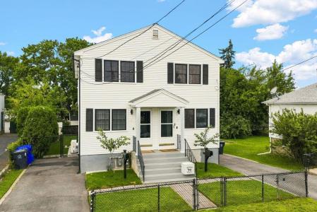 12 Parsons Avenue, East Providence, Rhode Island 02914, USA