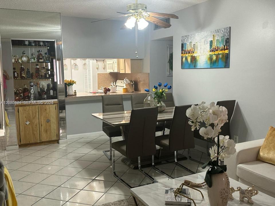 460 E 23rd St 207, Hialeah, فلوريدا 33013, الولايات المتحدة