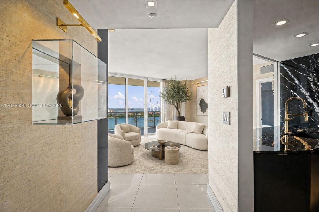 400 Alton Rd 1804, Miami Beach, Floride 33139, États-Unis