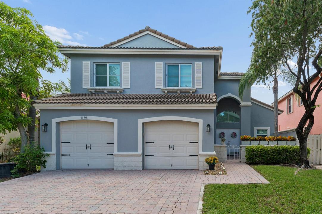4176 Torres Circle, West Palm Beach, Florida 33409, USA