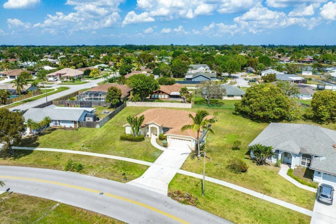273 Ponce De Leon Street, Royal Palm Beach, فلوريدا 33411, الولايات المتحدة