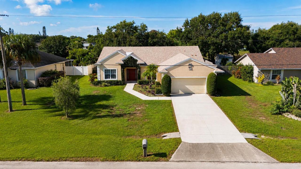 610 SW COLLEGE PARK Road, Port St. Lucie, Floride 34953, États-Unis