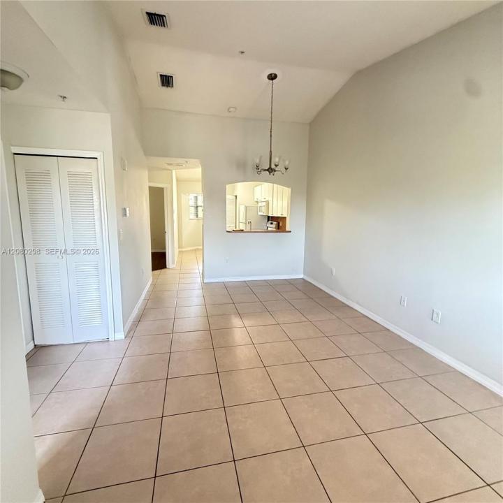 22831 SW 88th Pl 303, Cutler Bay, Florida 33190, Stati Uniti