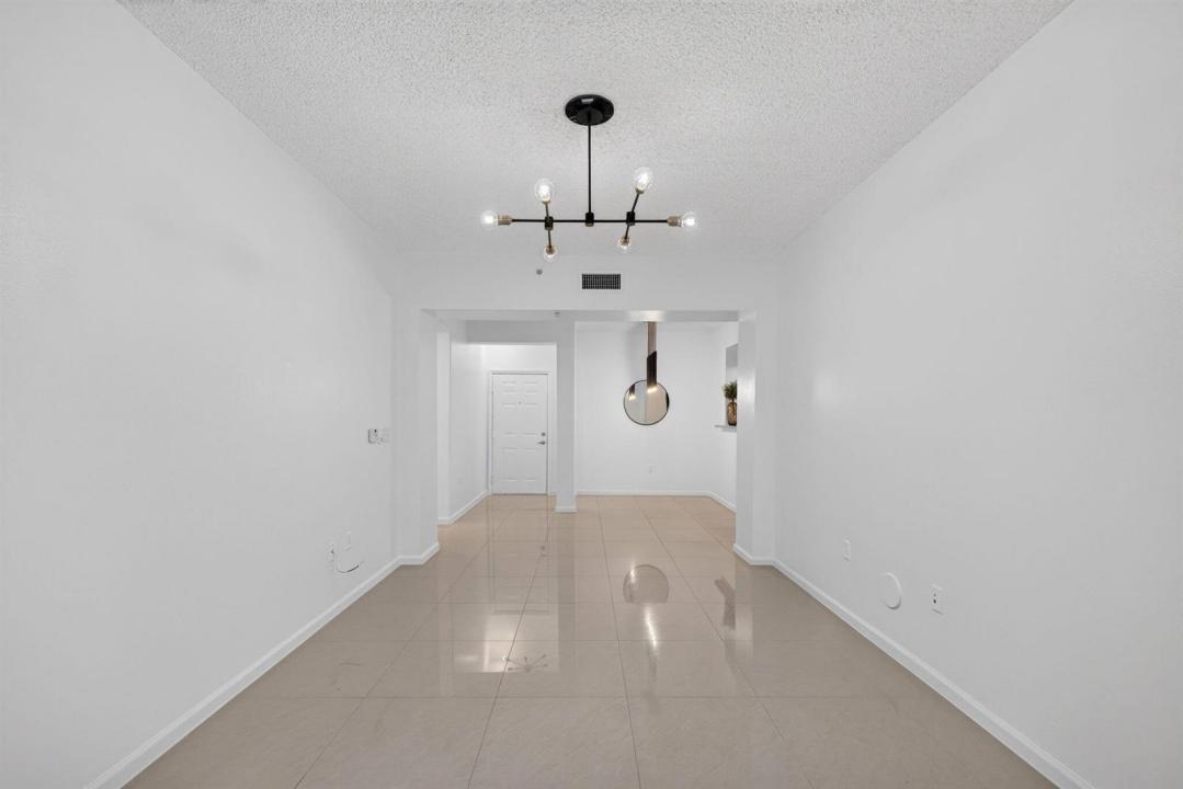 533 NE 3rd Avenue 125, Fort Lauderdale, Floride 33301, États-Unis