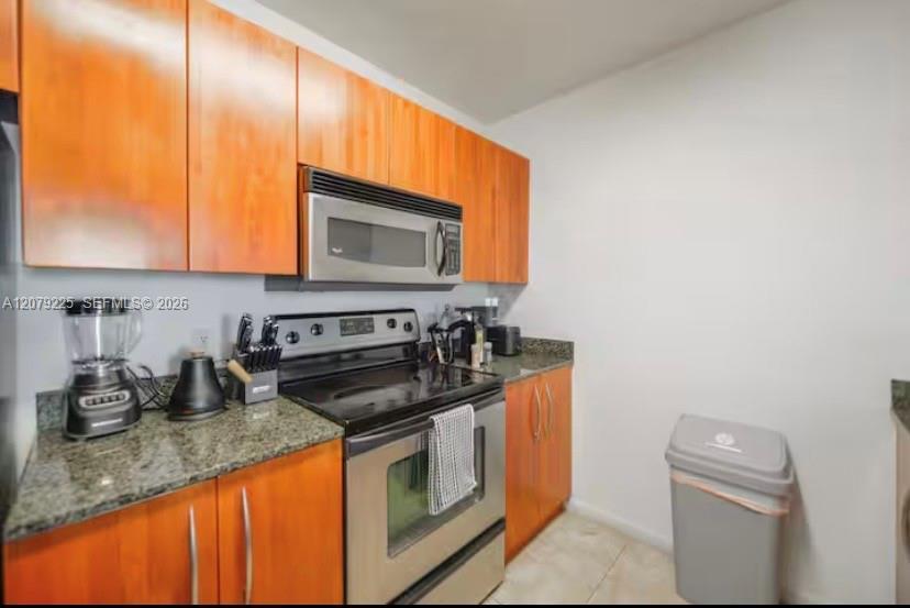 1200 Brickell Bay Dr 3318, Miami, Florida 33131, Stati Uniti