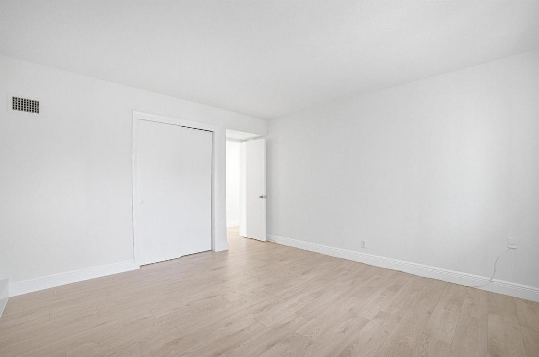 1649 SE 4th Street B3, Deerfield Beach, Florida 33441, USA