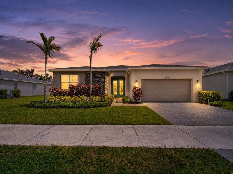 11805 SW Lyra Drive, Port St. Lucie, Florida 34987, USA