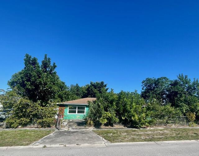 3106 Tropic Boulevard, Fort Pierce, Floride 34946, États-Unis