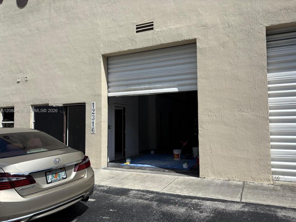 12316 SW 133rd Ct 12316, Miami, Florida 33186, USA