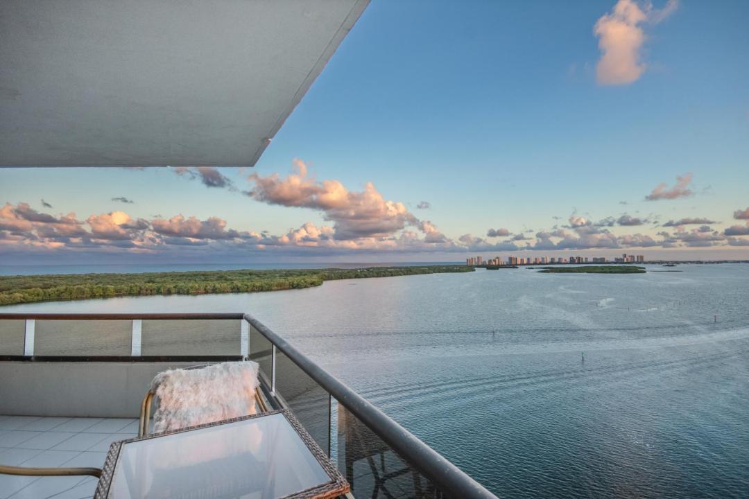 100 Lakeshore Drive 1453, North Palm Beach, Floride 33408, États-Unis