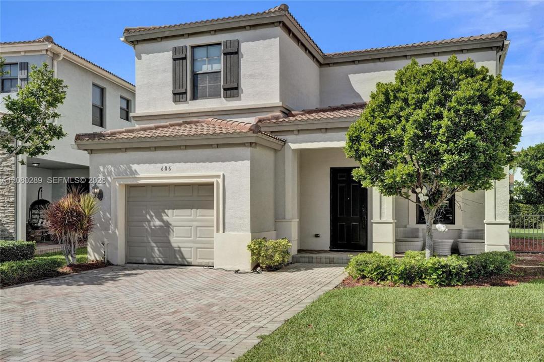 606 NE 191st Ter, Miami, Florida 33179, Stati Uniti
