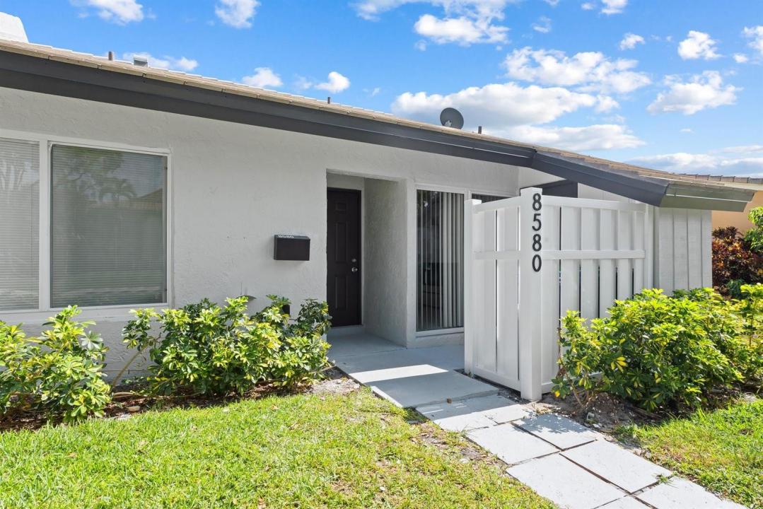 8580 NW 32nd Street, Coral Springs, Florida 33065, Stati Uniti
