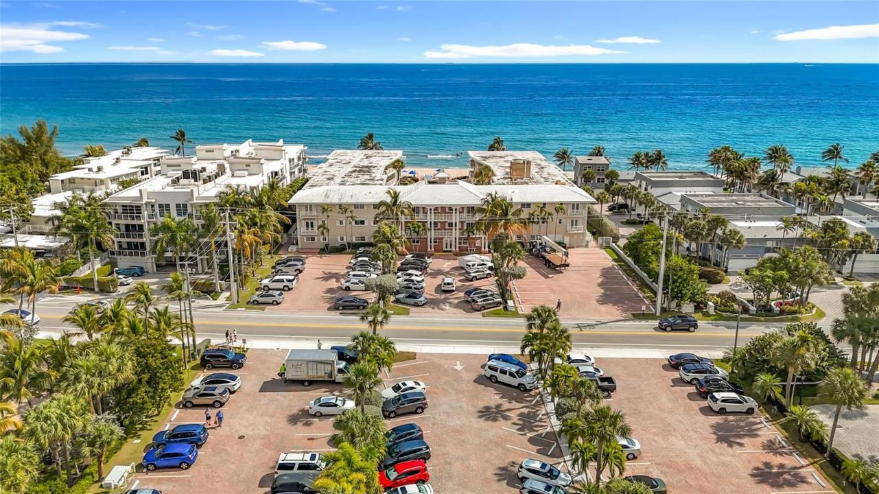 1198 HILLSBORO MILE 334, Hillsboro Beach, Floride 33062, États-Unis