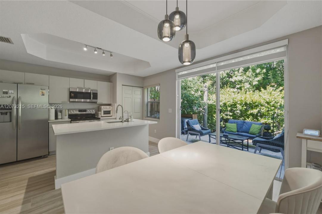 4965 W White Mangrove Way W 102-1, Dania Beach, Florida 33312, USA
