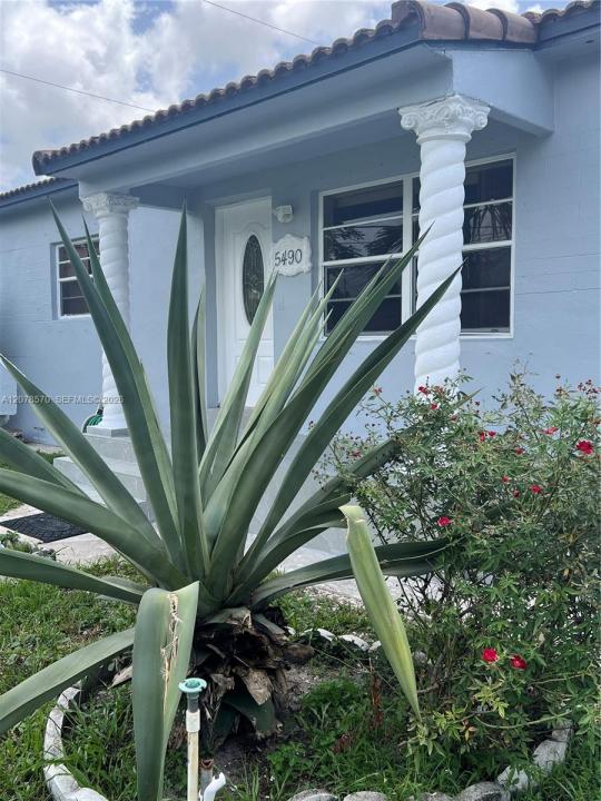 5490 W 2nd Ave, Hialeah, Floride 33012, États-Unis