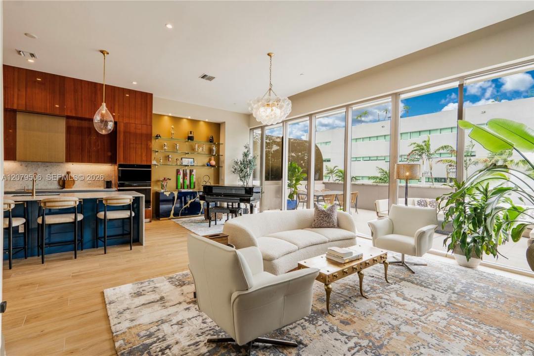 2678 Tigertail Ave 202, Miami, Florida 33133, Stati Uniti