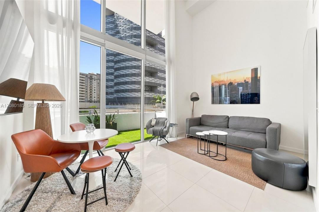 1050 Brickell Ave 214, Miami, 플로리다 33131, 미국