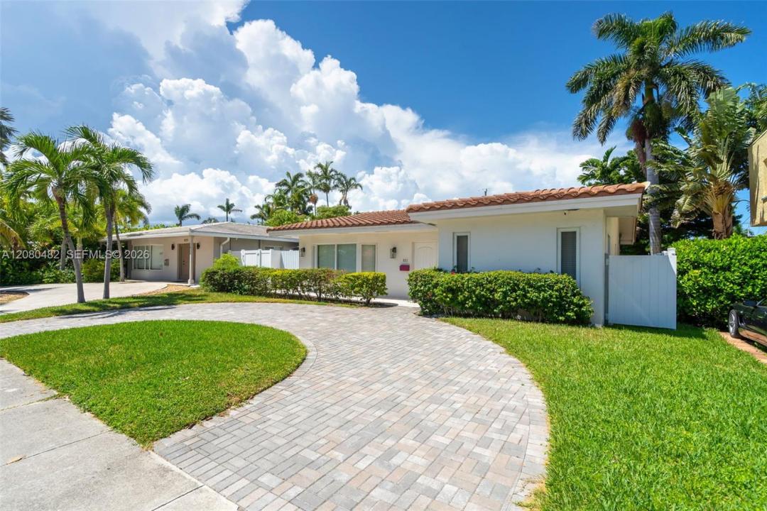 821 Harrison St 821, Hollywood, Floride 33019, États-Unis