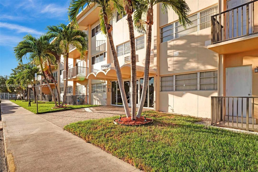 1400 NE 169th St 305, Miami, Floride 33162, États-Unis