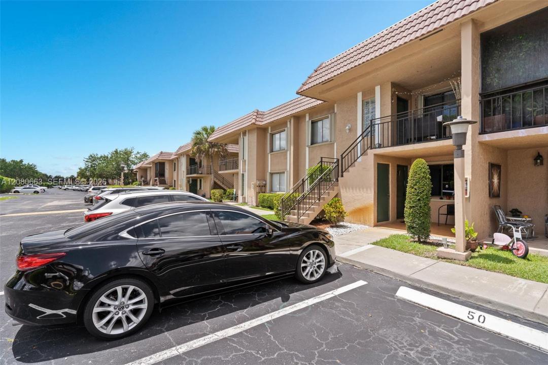 197 Lakeview Dr 102, Weston, Floride 33326, États-Unis