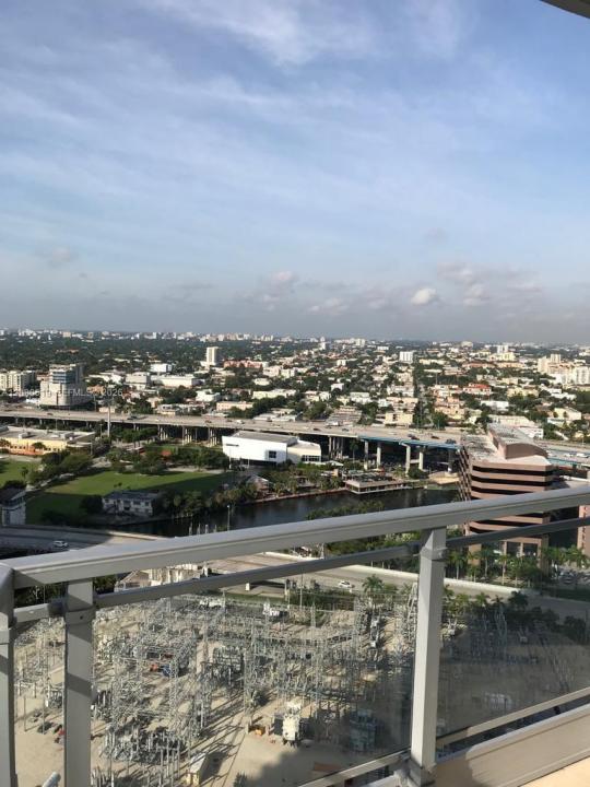 90 SW 3rd St 2911, Miami, Floride 33130, États-Unis
