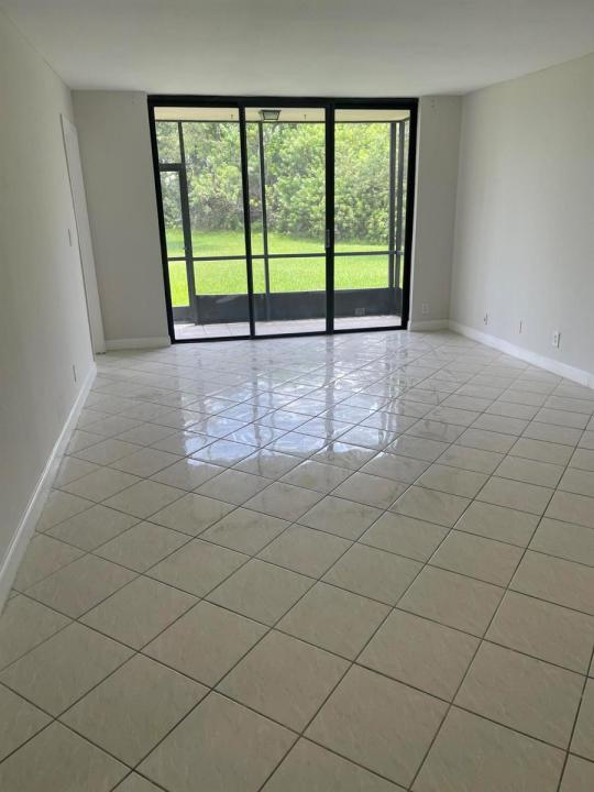 6301 N University Drive 118, Tamarac, Florida 33321, Stati Uniti