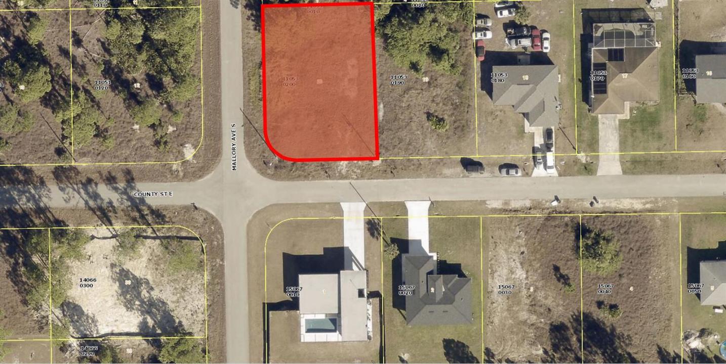 1235 COUNTY E Street, Lehigh Acres, Floride 33974, États-Unis