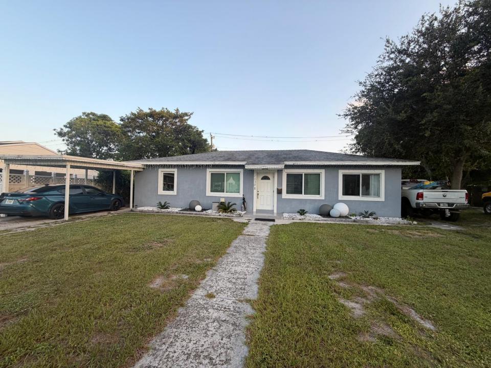 1038 MACY Street, West Palm Beach, Floryda 33405, USA