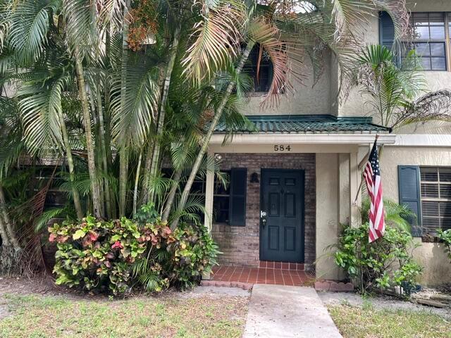 584 WESTREE Lane 584, Plantation, Floride 33324, États-Unis