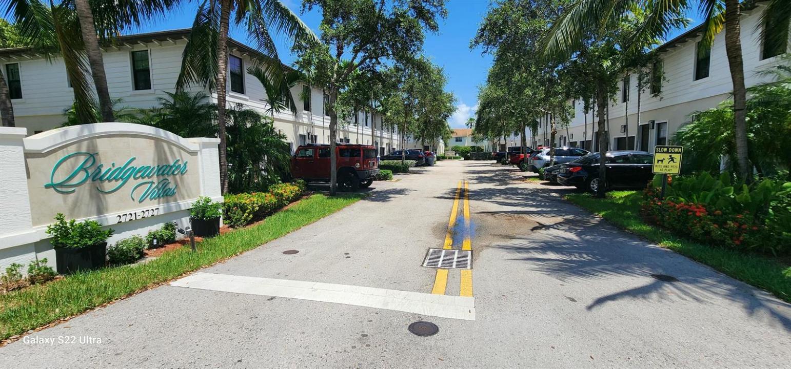 2723 NE 14th Street 108, Pompano Beach, فلوريدا 33062, الولايات المتحدة