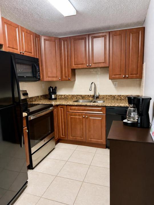405 MEADOWS Circle 405, Boynton Beach, Florida 33436, Stati Uniti