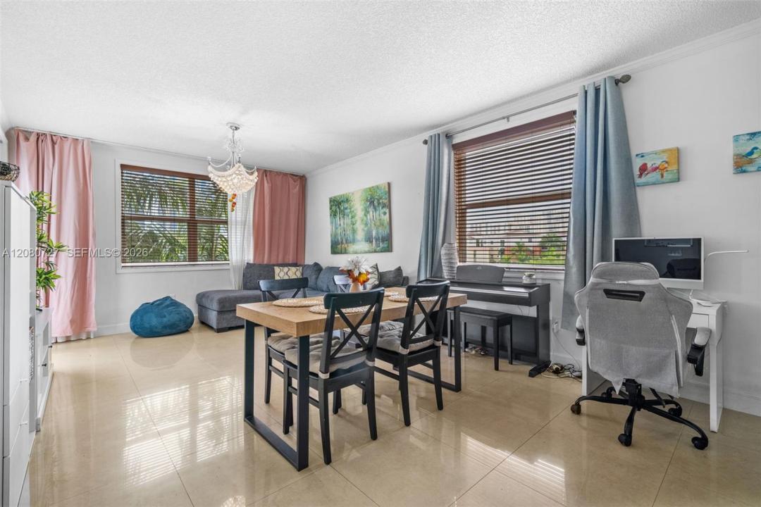 17150 N Bay Rd 2516, Sunny Isles Beach, Floride 33160, États-Unis