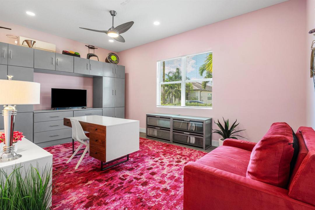 11959 SW Still Waters Avenue, Port St. Lucie, Florida 34987, USA